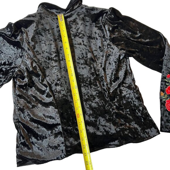 Disney Coco Junior Teen XL Moto Jacket Black Velvet Velour Rose Embroidered - Picture 5 of 13